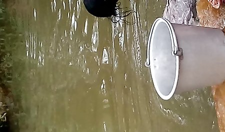 रूसी 18 वर्षीय घर पर वीडियो में अपनी कामुकता सेक्सी मूवी बीएफ फिल्म तस्वीरें ले रहा है