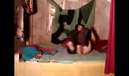 18 वर्षीय साउथ फिल्म सेक्सी वीडियो रूसी महिला खाती है और बिल्ली देता है
