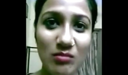 वह उसके मुंह में एक मजबूत संगीन और इंग्लिश सेक्स फिल्म दिखाओ सह में उसकी प्रेमिका डाल