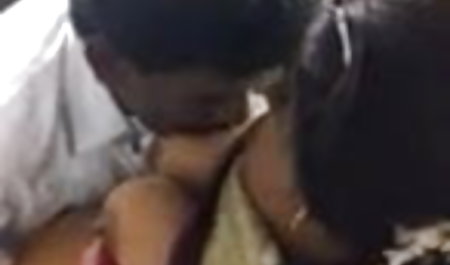 मोहक जंगली जानवर सेक्सी फिल्म लाल मोजे