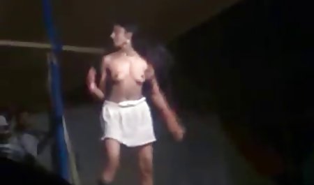 पुराने पिताजी लहरें मुर्गा पर फुल सेक्सी मूवी हिंदी में एक युवा फूहड़