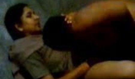 Thyra सेक्सी बीएफ भोजपुरी फिल्म Klein.