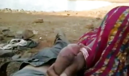 रूसी भाषा की घटना: पिता अलग सेक्सी फुल मूवी वीडियो पब में एक जवान लड़की
