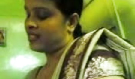 एक लालची वेश्या उसके दोस्त की दाढ़ी प्रस्तुत सेक्सी पिक्चर पूरी करें