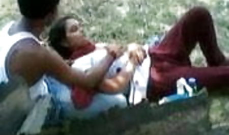 स्कूल शिक्षक इंग्लिश फिल्म वीडियो में सेक्सी कक्षा डेस्क में शाप दिया