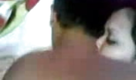 MILF लुभाती सो वीडियो ब्लू पिक्चर सेक्सी लड़का