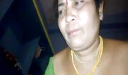 इस आदमी को अपने 18 वर्षीय बेटी घर का कपड़ा लेक्स सेक्सी पंजाबी मूवी देखा था और एक बड़ा मुर्गा के साथ उसे बकवास