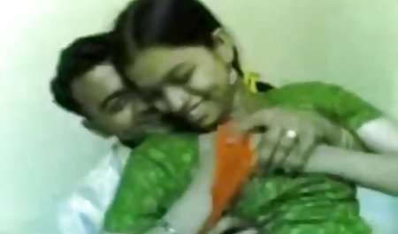 मेरी छोटी बहन अच्छा रानी सेक्सी फिल्म वेश्या